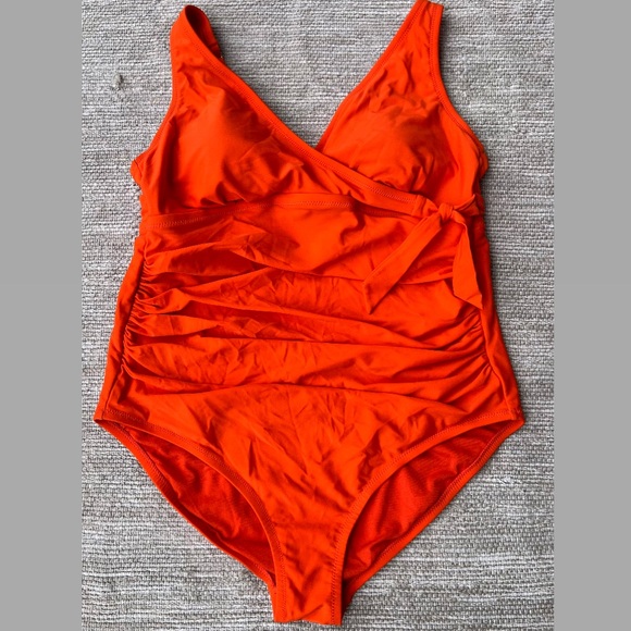 Orange One-piece swimming suit rushed sides with bow. - Picture 10 of 10